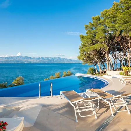 La - Beachfront - Infinity Heated Pool - New * Sutivan