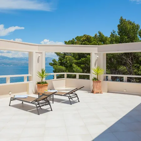 La - Beachfront - Infinity Heated Pool - New * Sutivan