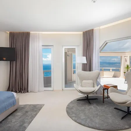 La - Beachfront - Infinity Heated Pool - New