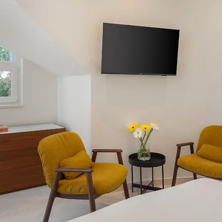 La - Beachfront - Infinity Heated Pool - New Sutivan