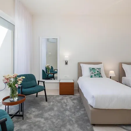 ヴィラ La - Beachfront - Infinity Heated Pool - New *