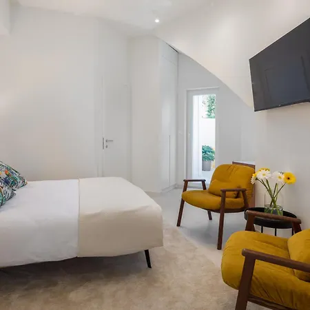 La - Beachfront - Infinity Heated Pool - New *