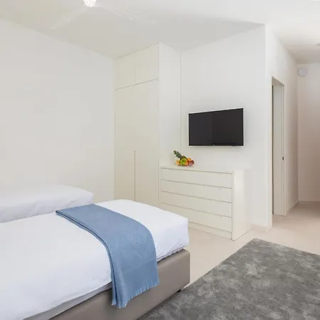 别墅 La - Beachfront - Infinity Heated Pool - New *