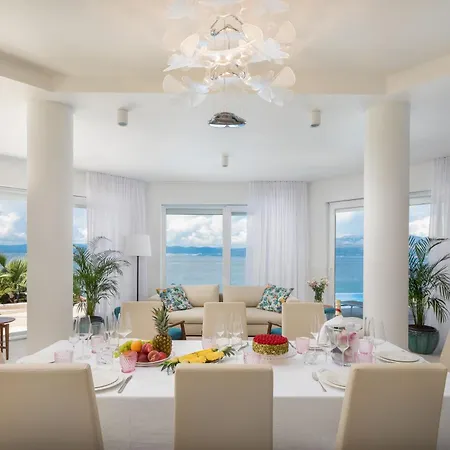 La - Beachfront - Infinity Heated Pool - New 别墅