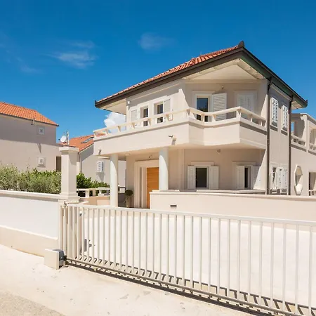 La - Beachfront - Infinity Heated Pool - New ヴィラ