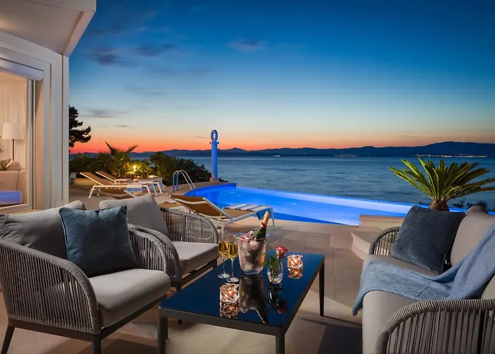 别墅 La - Beachfront - Infinity Heated Pool - New 苏提万