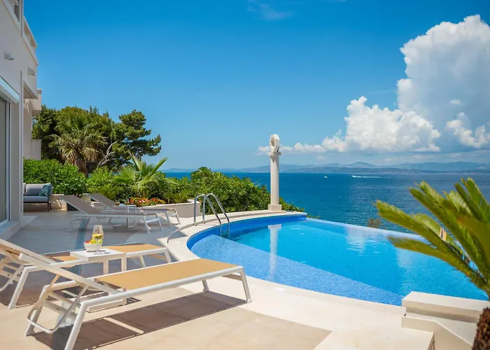 别墅 La - Beachfront - Infinity Heated Pool - New 苏提万