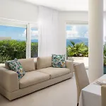 La - Beachfront - Infinity Heated Pool - New *