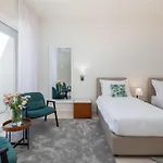 빌라 La - Beachfront - Infinity Heated Pool - New *