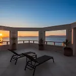 빌라 La - Beachfront - Infinity Heated Pool - New *